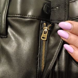 Abercrombie & Fitch size 26 Beautiful Black Vegan Leather Pant